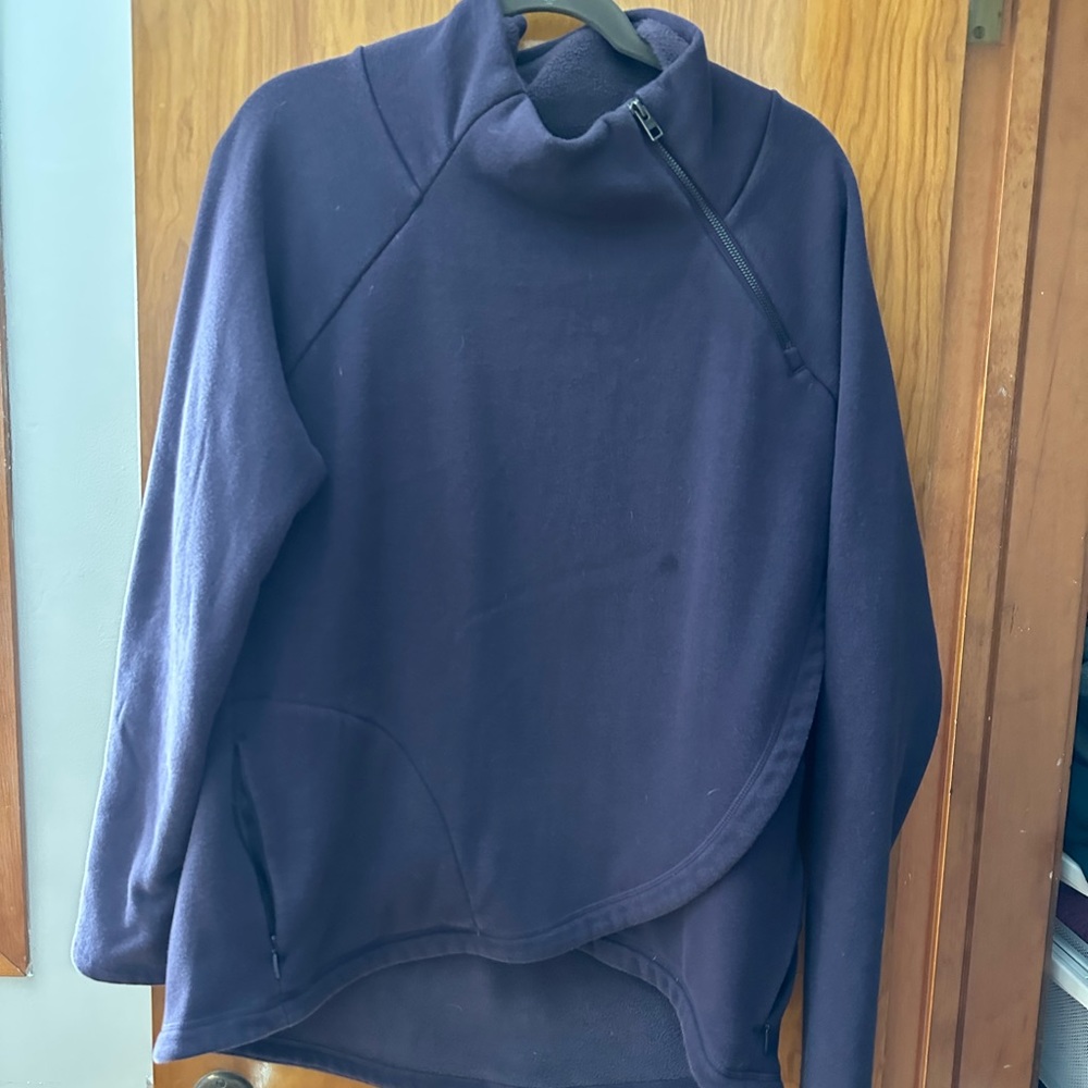 Athleta Cozy karma sweatshirt